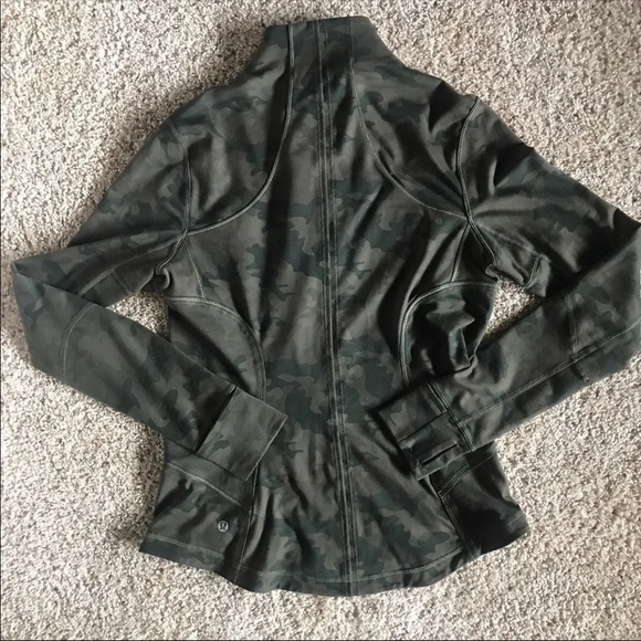 🦄 Rare Savasana Camo Forme Define Jacket - Sz 10 - Picture 3 of 6